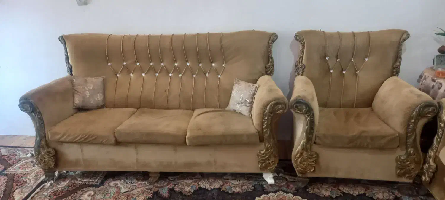 مبلمان زیر قیمت|مبلمان خانگی و میز عسلی|لاهیجان, مهرگان|دیوار