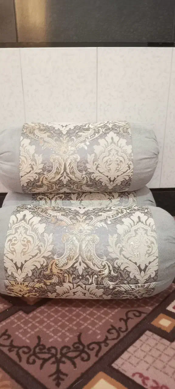 ۶عددبالشت لوله ای|رختخواب، بالش، پتو|دزفول, |دیوار