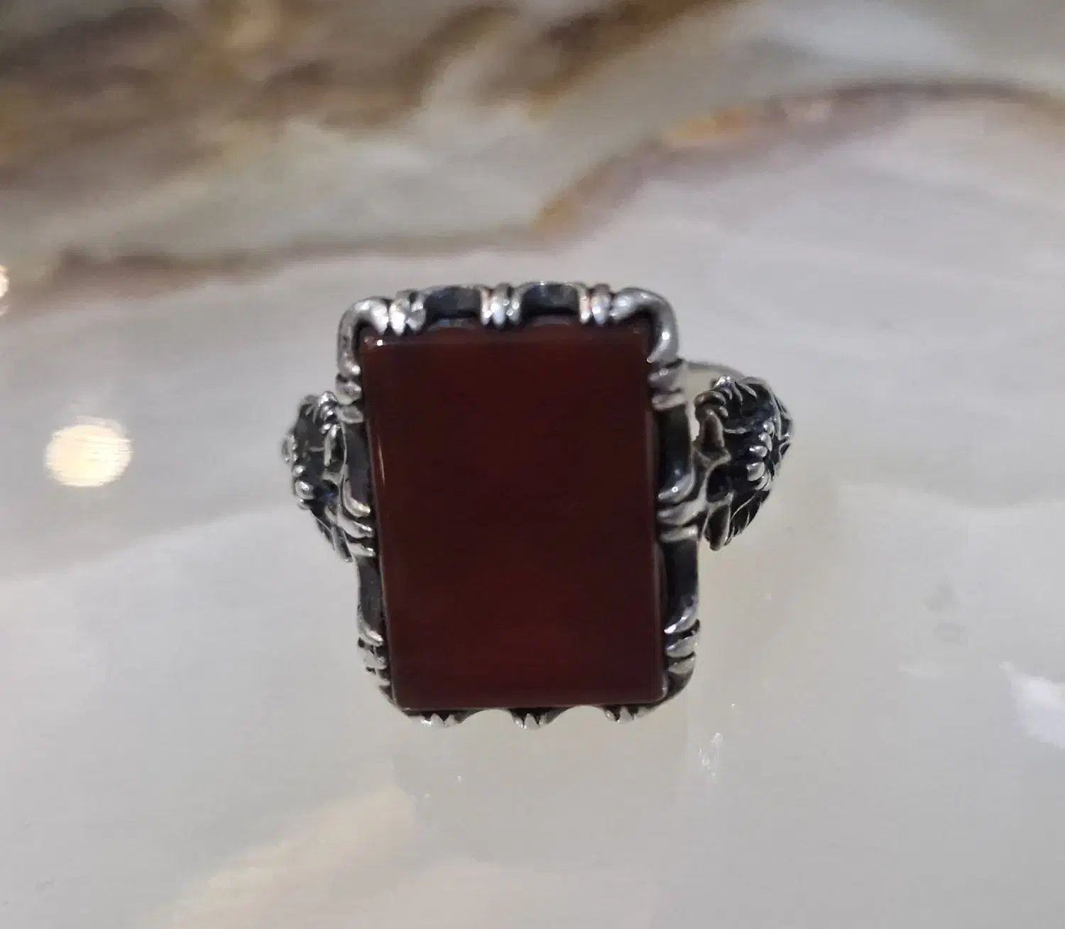 انگشتر نقره|بدلیجات|ری, سرتخت|دیوار