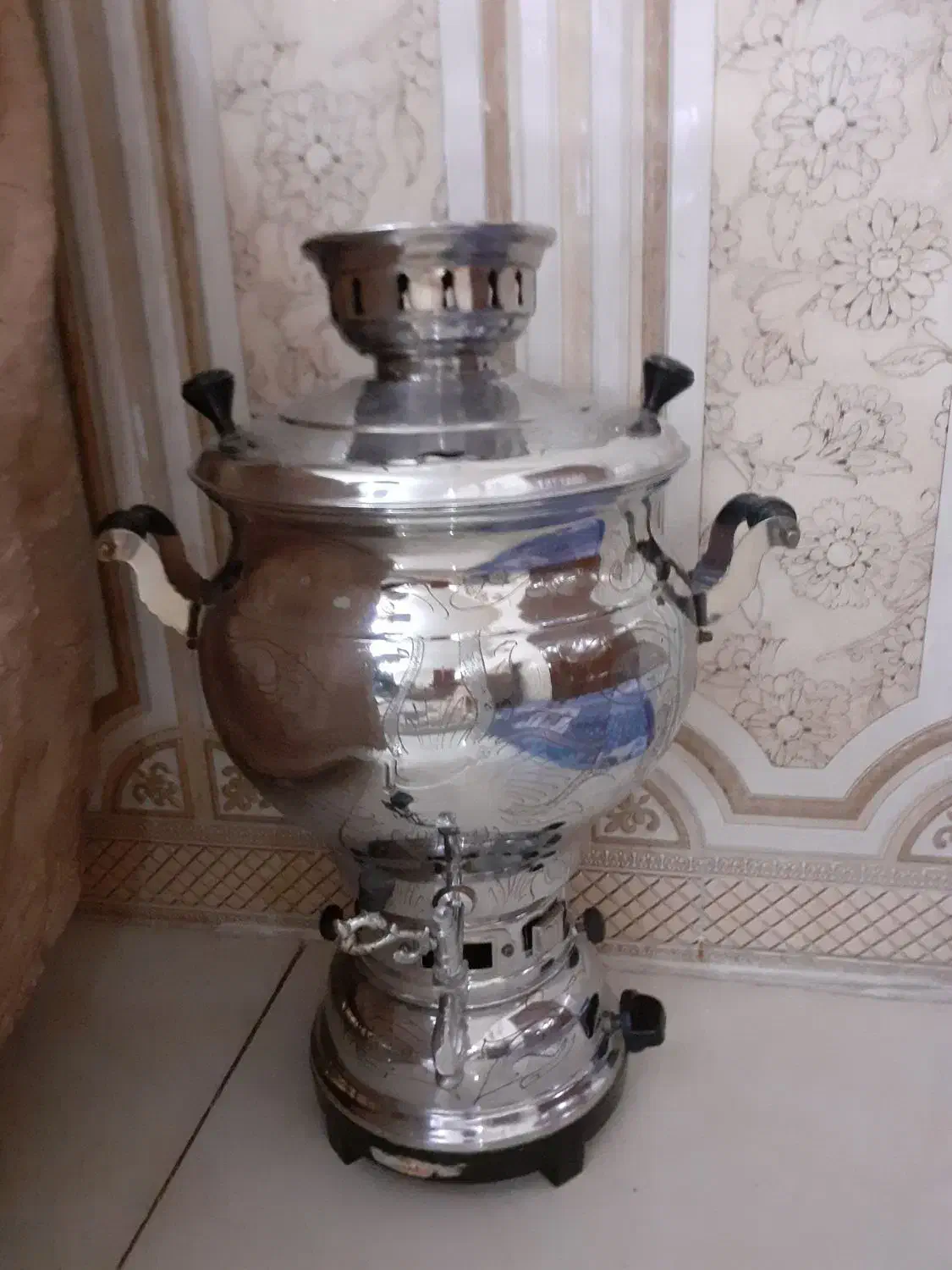 سماور گازی هیلا فقط کوره اش بایدتعمیر شود|سماور، چایساز، قهوهساز|قرچک, باقرآباد|دیوار