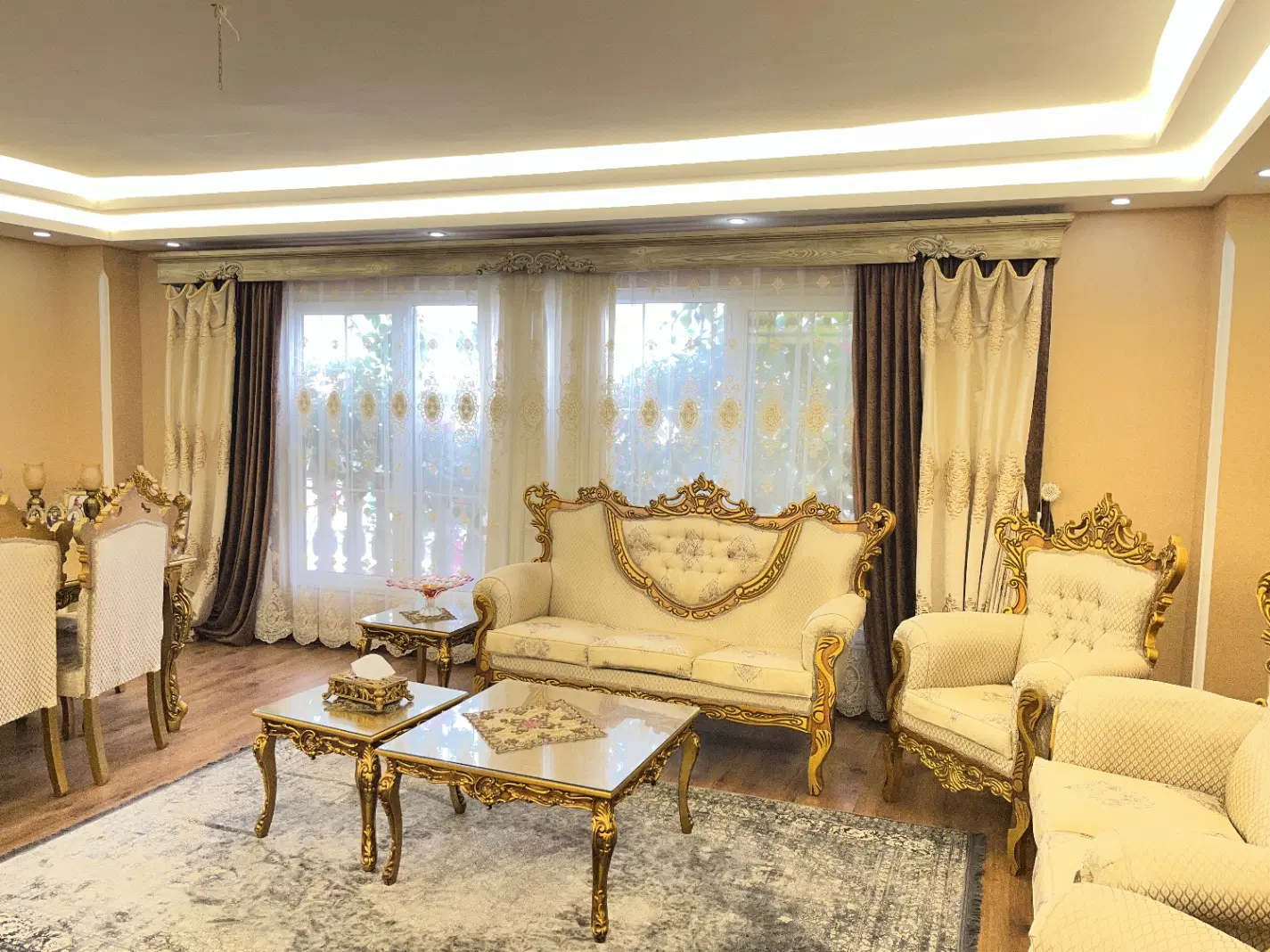 پرده|پرده، رانر، رومیزی|رشت, لاکانی|دیوار
