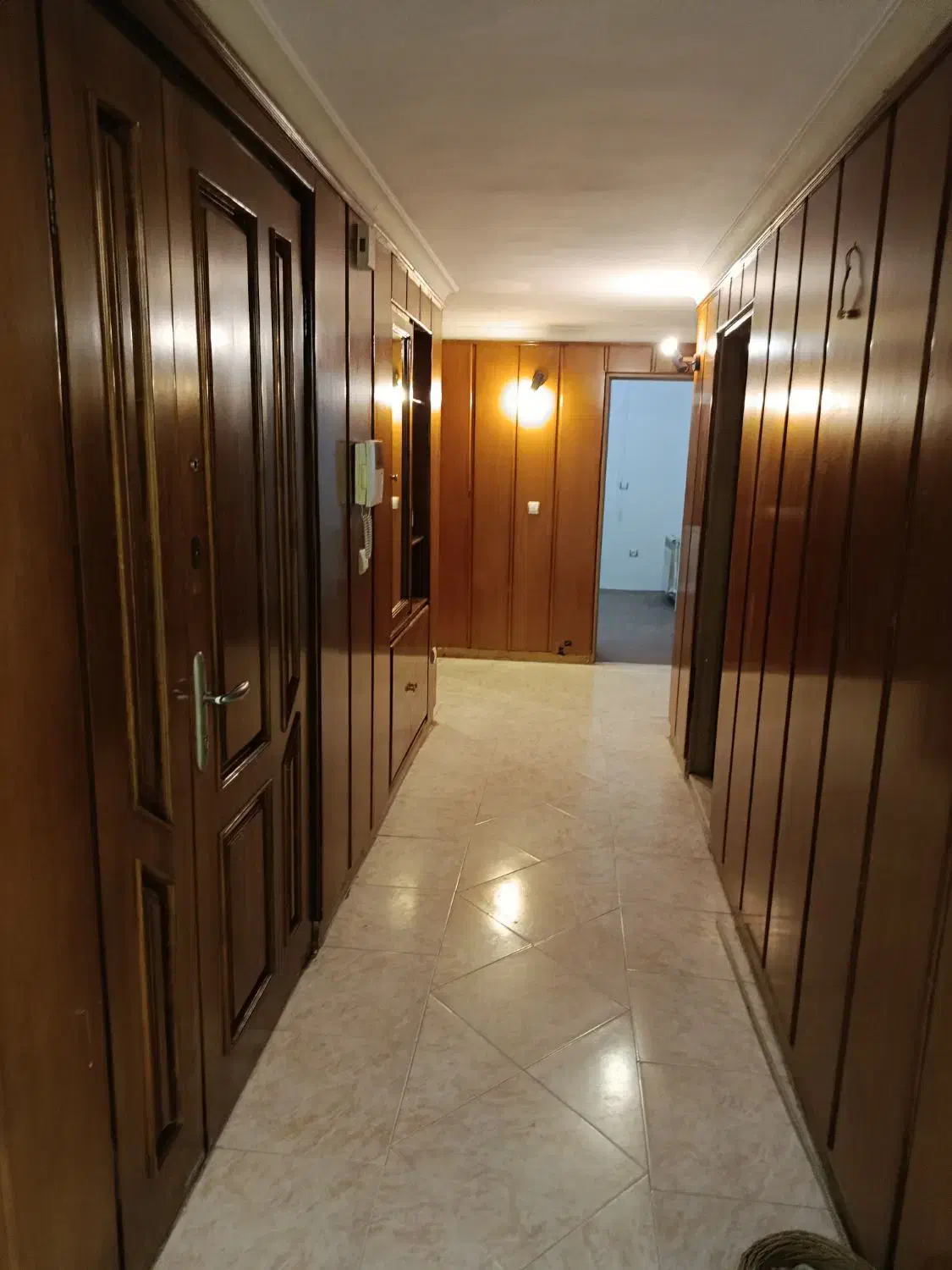 آپارتمان 140متر تک واحدی صارمی۴۴|اجارهٔ آپارتمان|مشهد, هفت تیر (حافظ)|دیوار