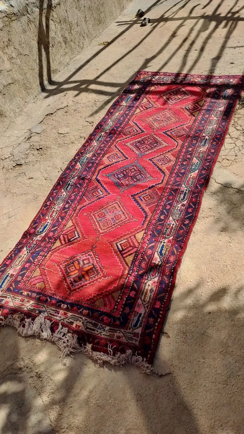 فرش دستباف سه متری|فرش|همدان, |دیوار