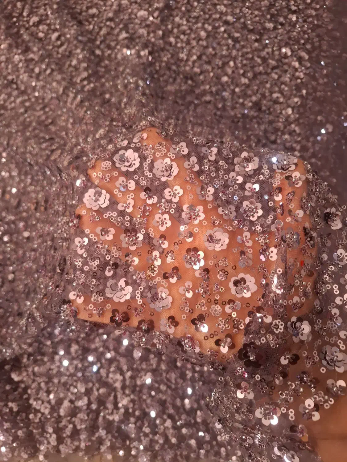 پارچه|لوازم خیاطی و بافتنی|شیراز, کوشک میدان|دیوار