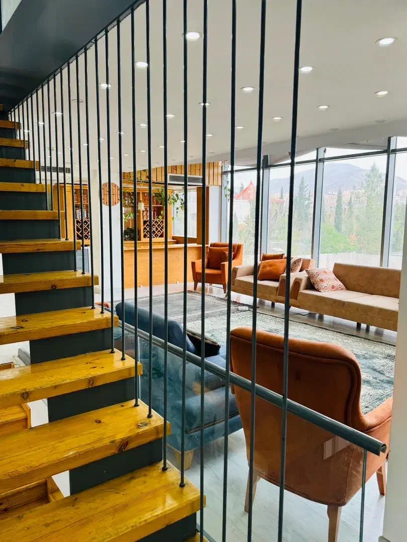 اجاره ویلای لوکس استخردار|اجارهٔ کوتاهمدت ویلا و باغ|صدرا-فارس, باغشهر گلبهار صدرا|دیوار