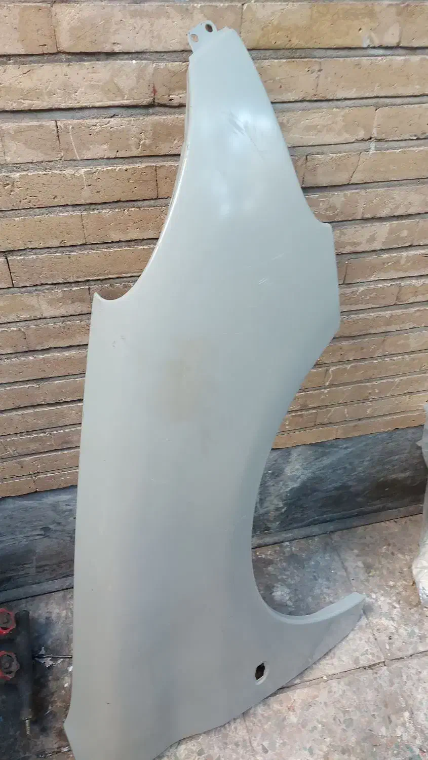 گلگیر۲۰۶سمت راست|قطعات یدکی و لوازم جانبی|خرمآباد, |دیوار