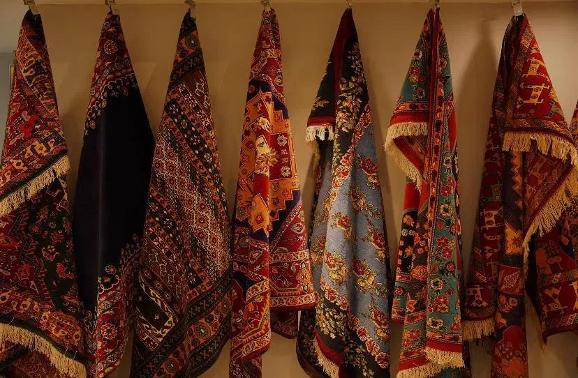 فرش و مبل (شعبه خمین)|فرش|محلات, |دیوار