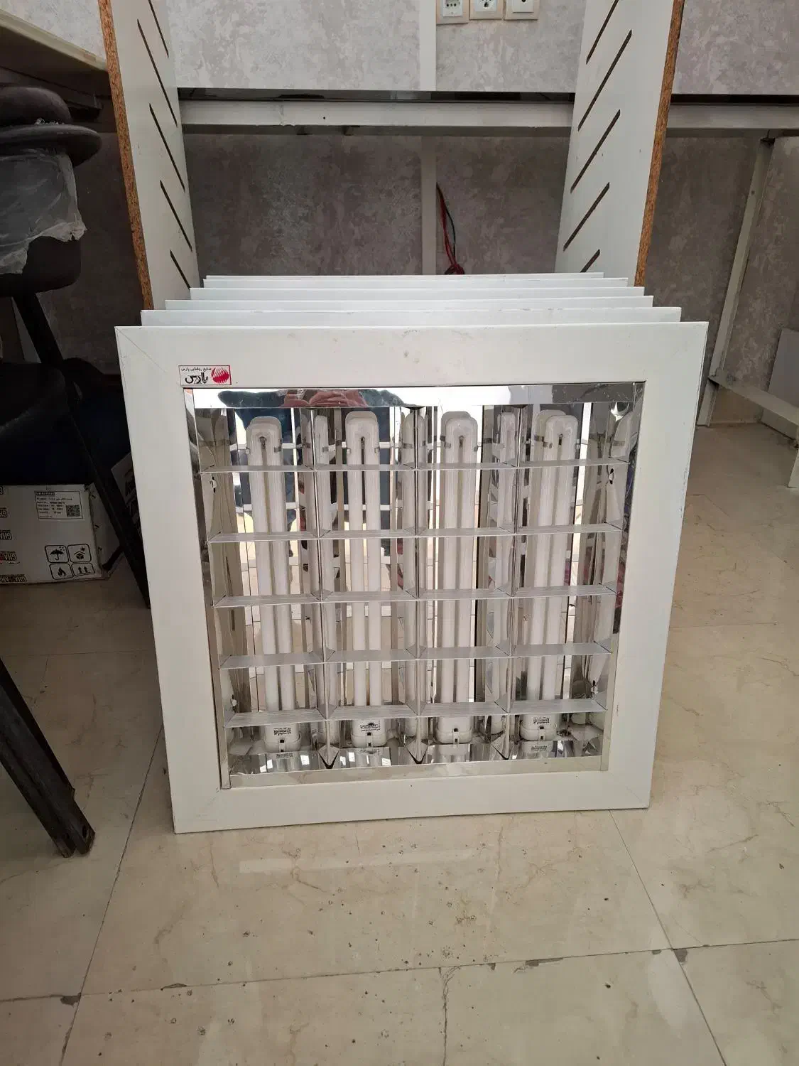 چراغ سقفی ۶۰ در ۶۰|لامپ و چراغ|اردبیل, |دیوار