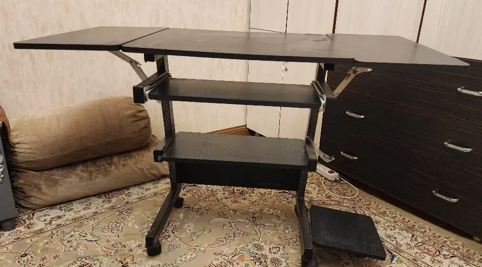 میز کامپیوتر و صندلی|میز تحریر و کامپیوتر|تهران, شهید فکوری|دیوار