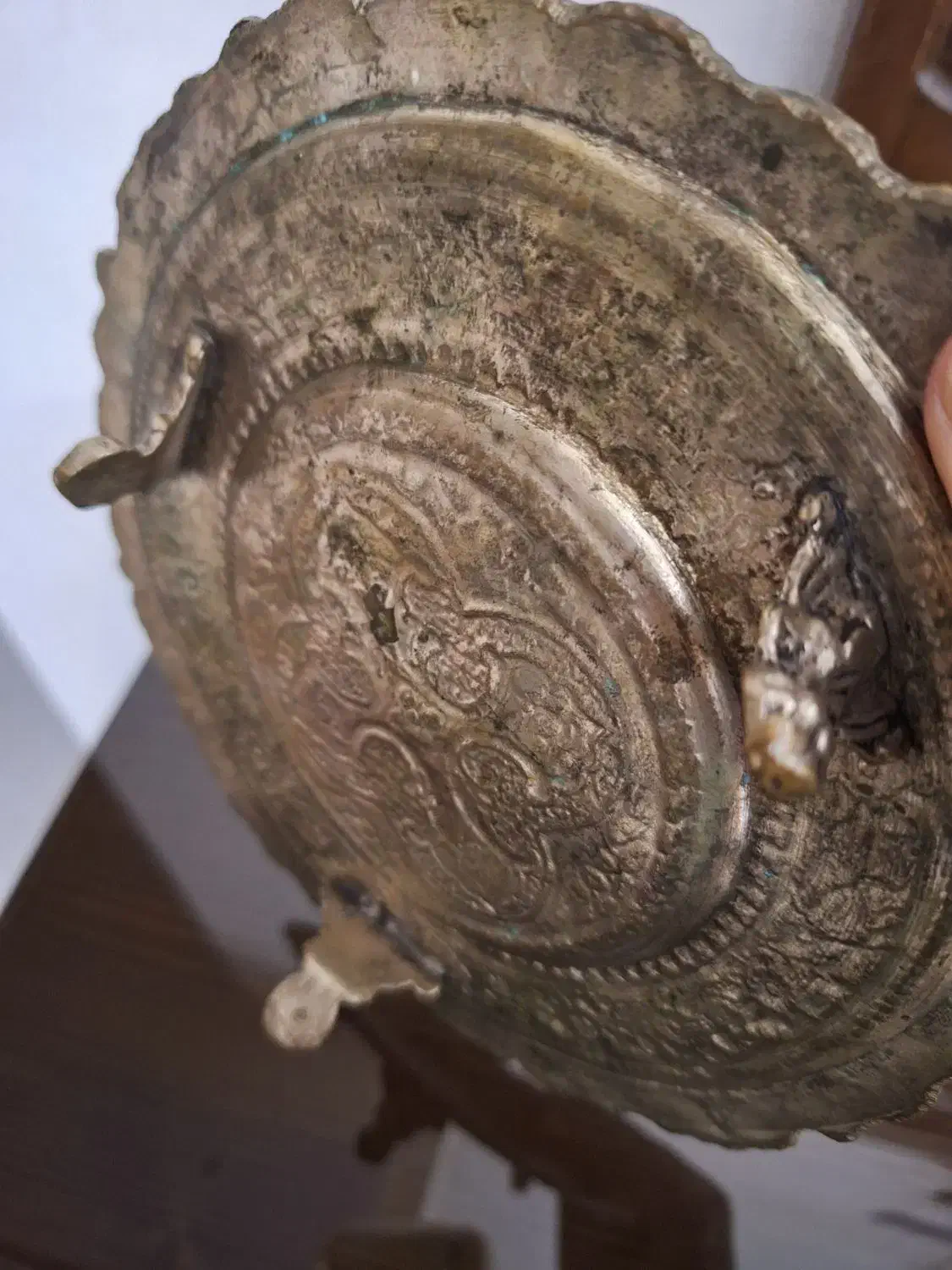 سینی قلم کاری برنجی قدیمی و آنتیک|کلکسیون اشیاء عتیقه|تهران, فردوس|دیوار