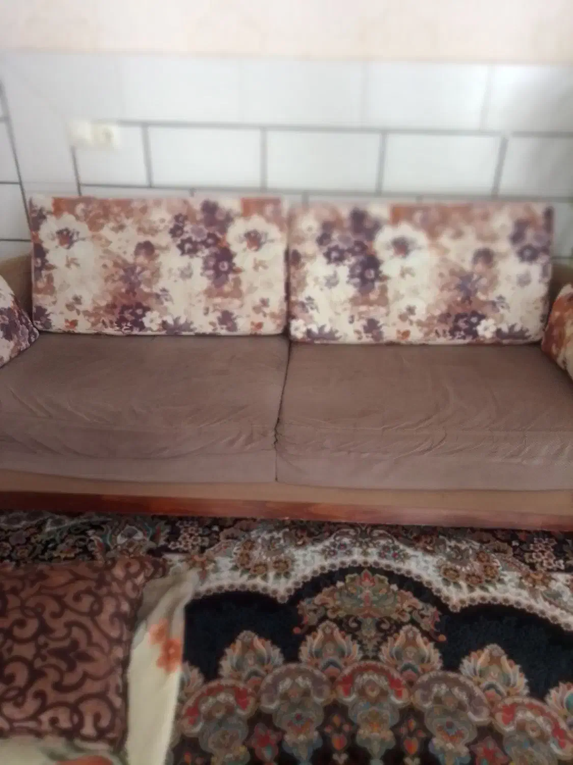 مبلمان راحتی در حد نو|مبلمان خانگی و میز عسلی|ازنا, |دیوار