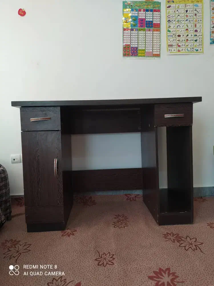 میز عالی|میز تحریر و کامپیوتر|ایوانکی, |دیوار