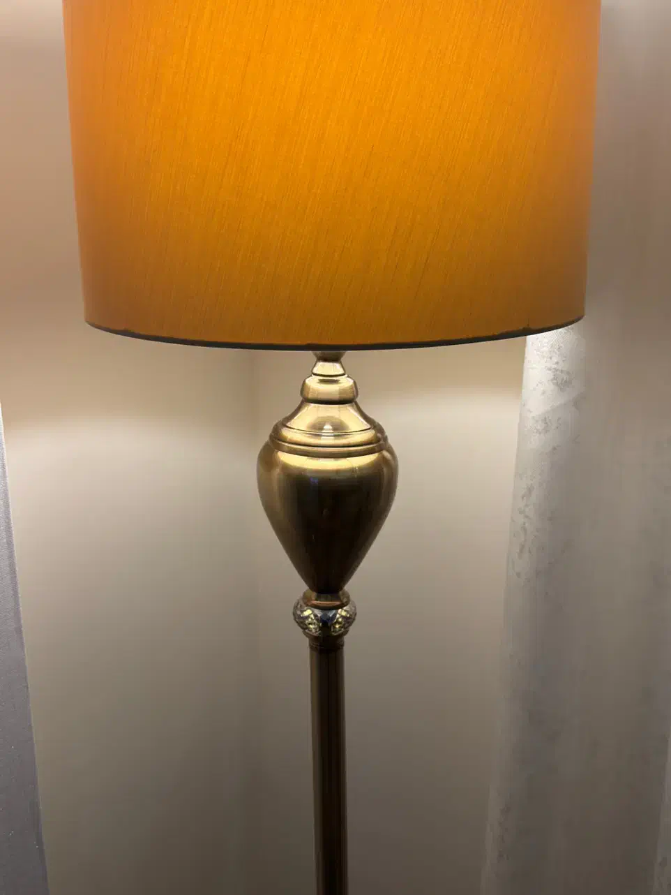 آباژور ایستاده|چراغ خواب و آباژور|تهران, یوسف‌آباد|دیوار