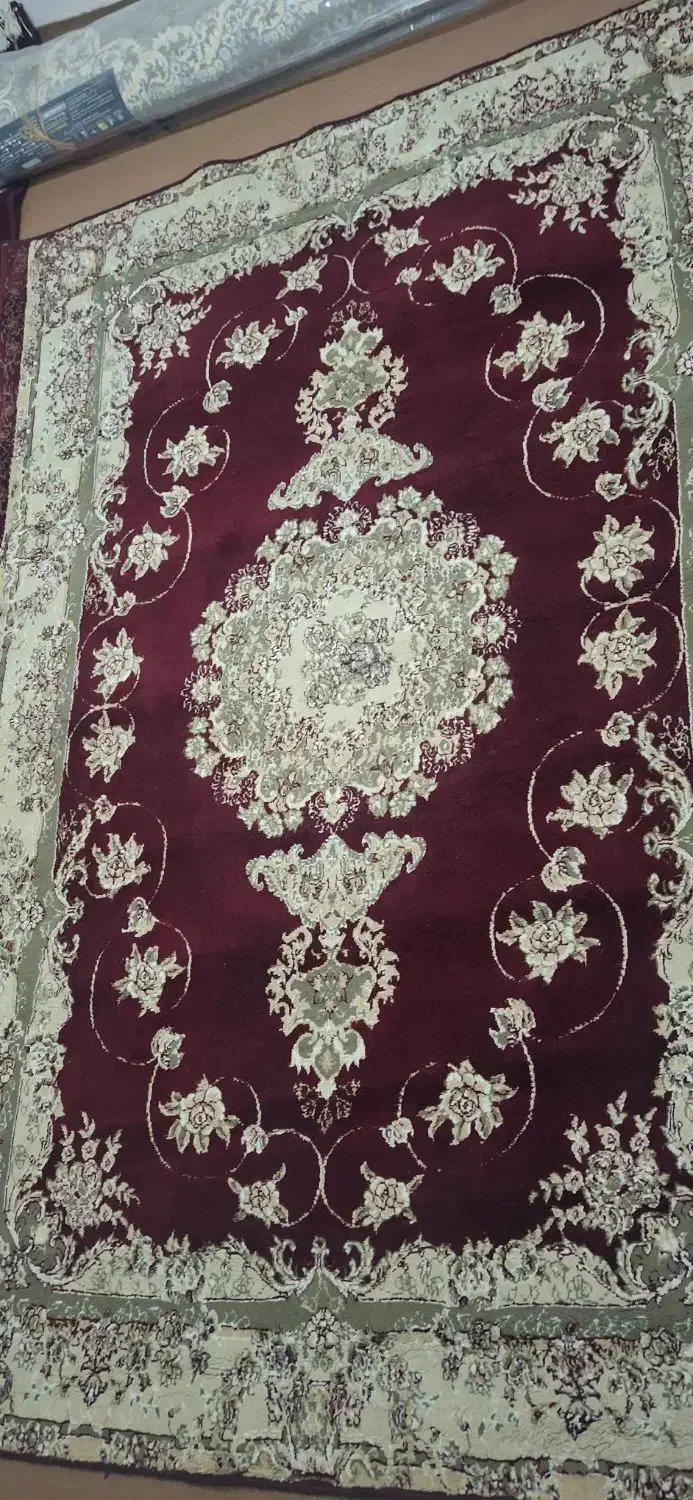 فرش 6 متری و 4 متره|فرش|رشت, کوی حسینی|دیوار