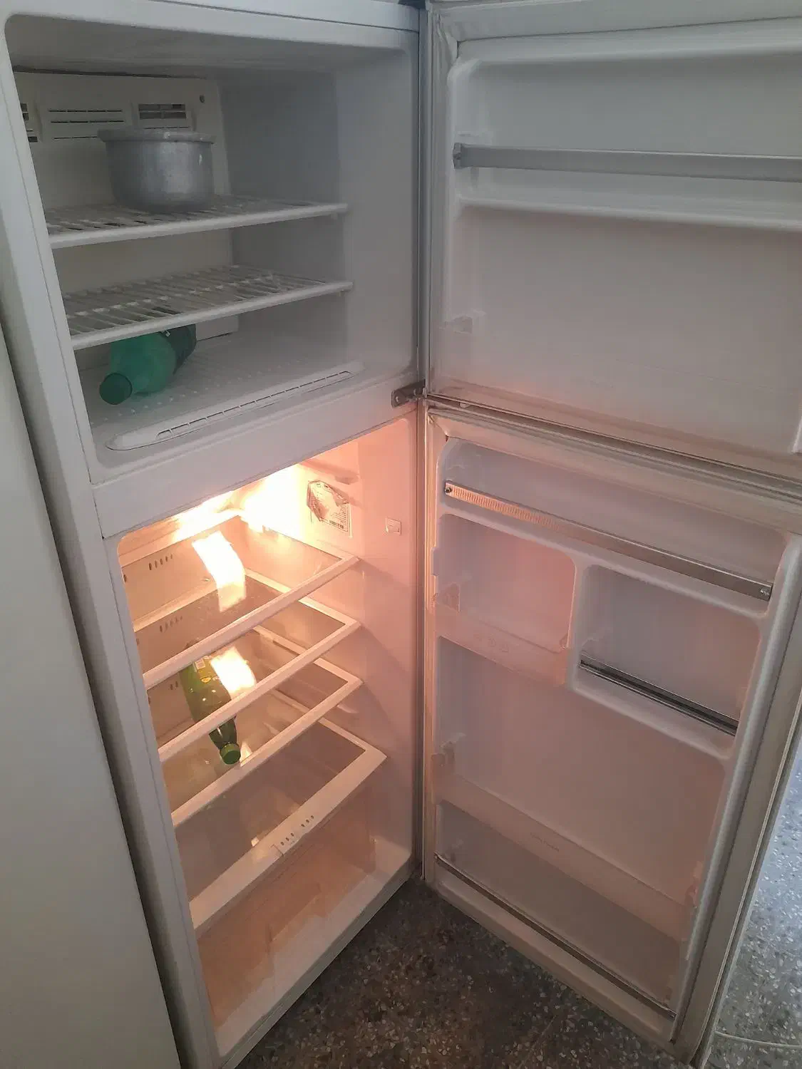 یخچال فریزر دو درب بدون برفک اسنوا|یخچال و فریزر|الیگودرز, |دیوار