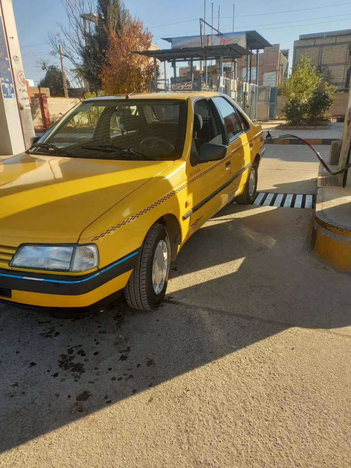 پژو۴۰۵|خودرو سواری و وانت|کرمانشاه, |دیوار