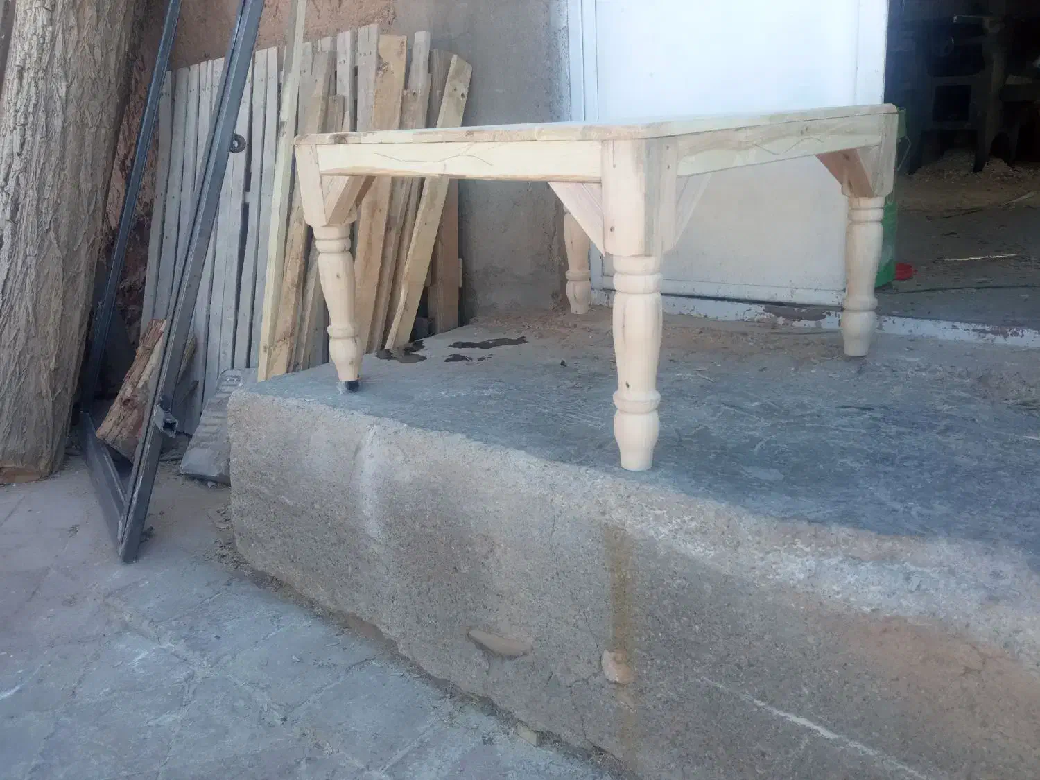 ساخت انواع کرسی چوبی سنتی|مبلمان خانگی و میز عسلی|آیسک, |دیوار