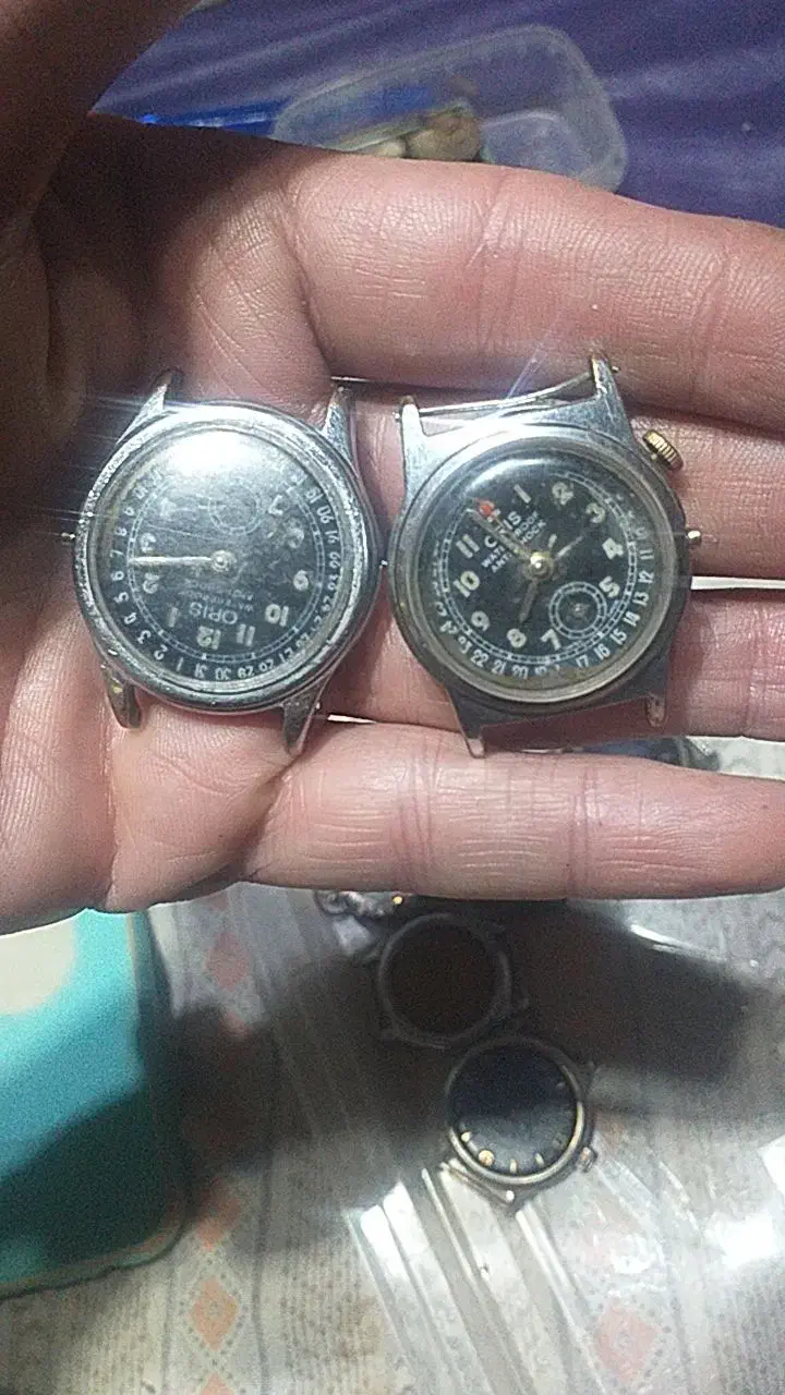 تعداد چند چندساعت اتومیاک موجود  هست|کلکسیون اشیاء عتیقه|ملایر, |دیوار