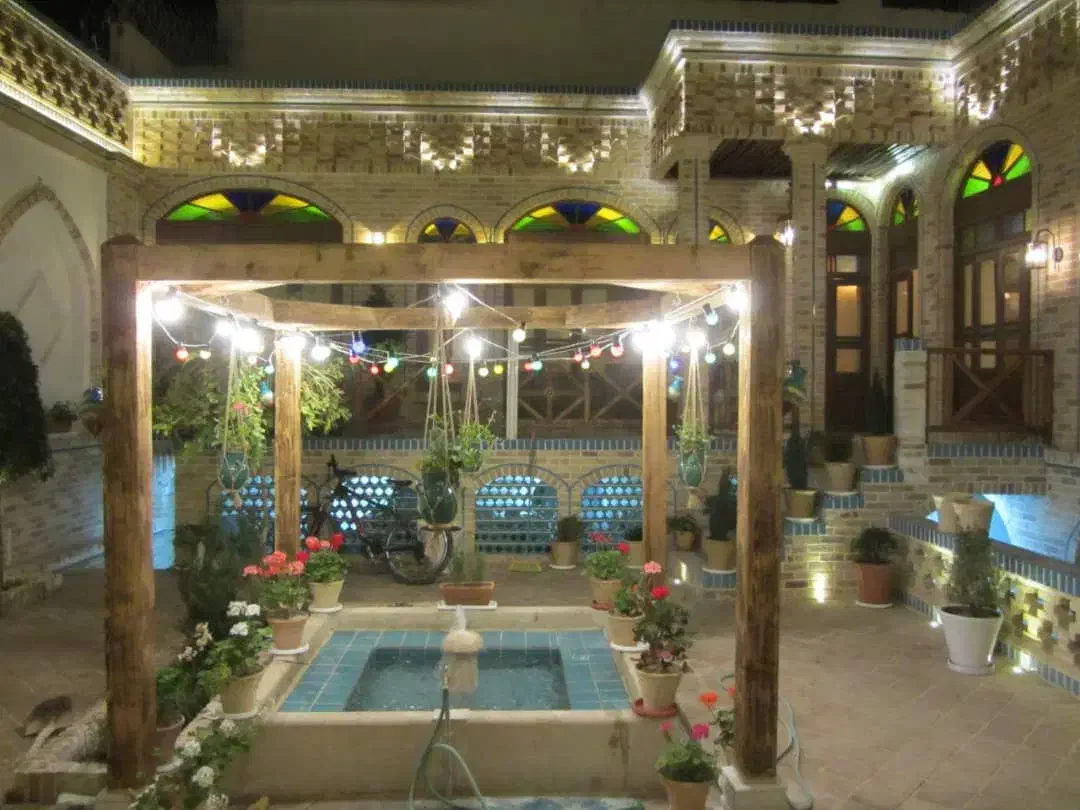 خانه ویلایی منحصربهفرد باساختی نوسازسند6 دانگ حرم|فروش خانه و ویلا|قم, صفائیه|دیوار