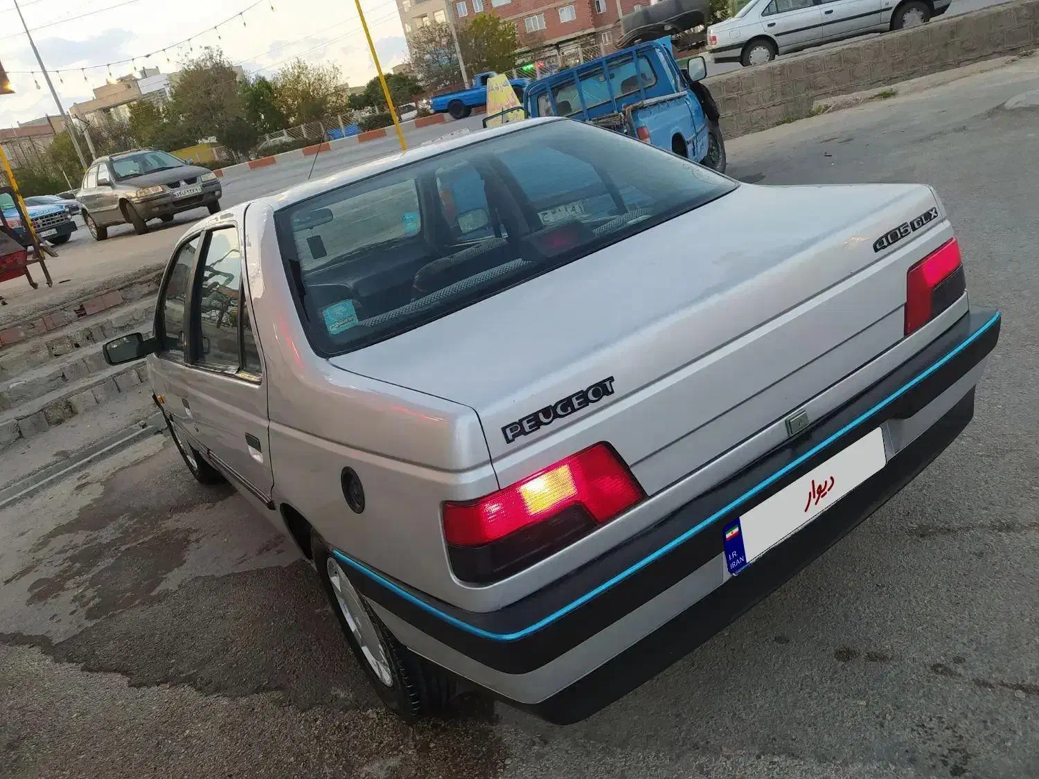 405 مدل 87 دوگانه کارخانه یک لکه رنگ|خودرو سواری و وانت|اردبیل, |دیوار