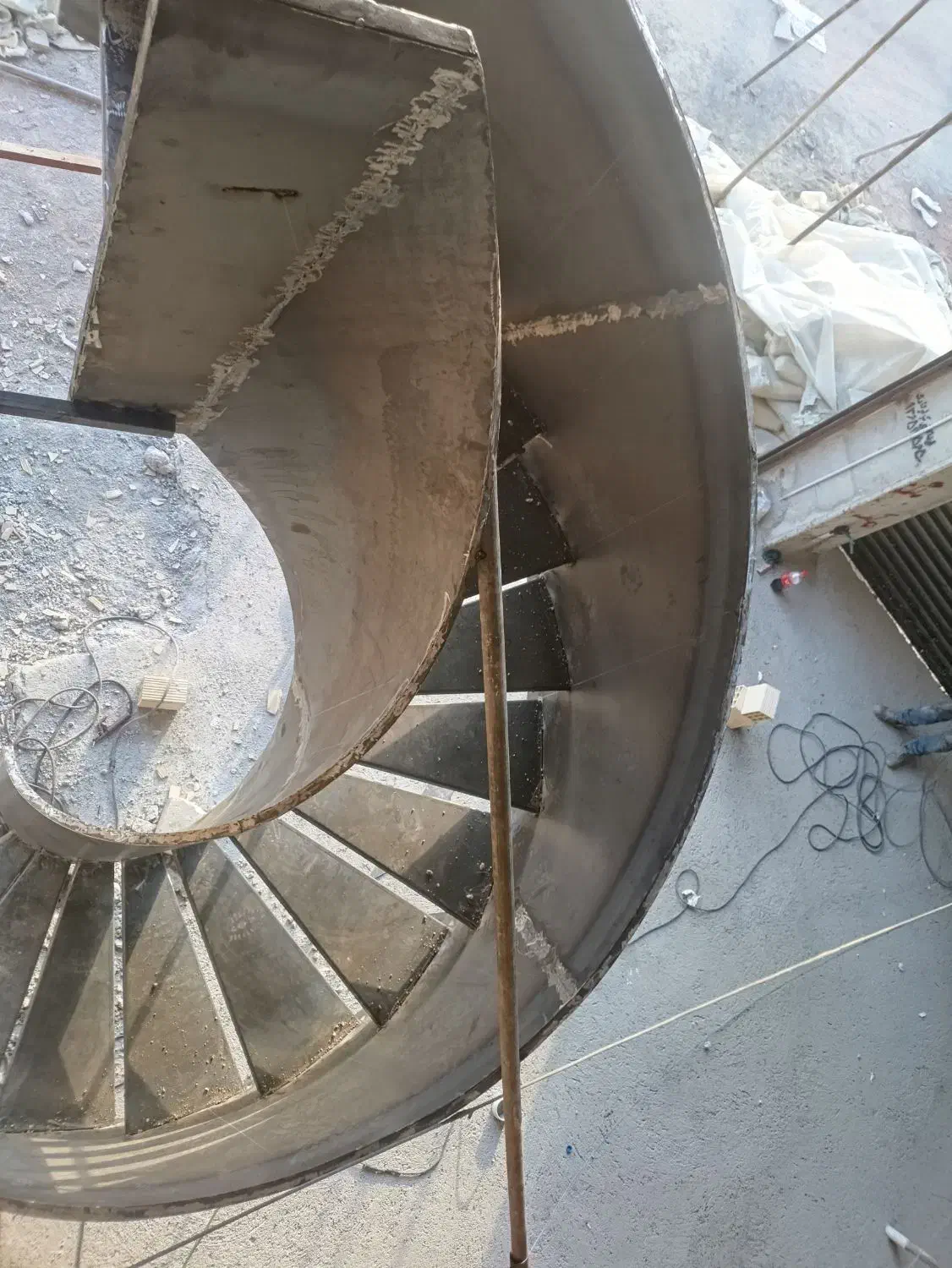 همکار جوشکار|استخدام صنعتی، فنی، مهندسی|قزوین, |دیوار