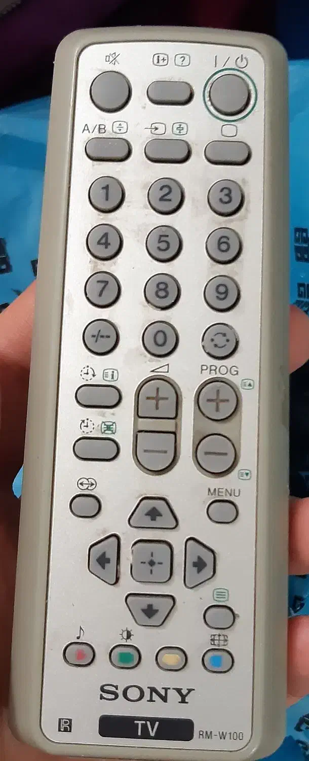 تلویزیون ۲۱ اینچ سونی سالم با کنترل فابریک|تلویزیون و پروژکتور|کاشان, زیدی|دیوار