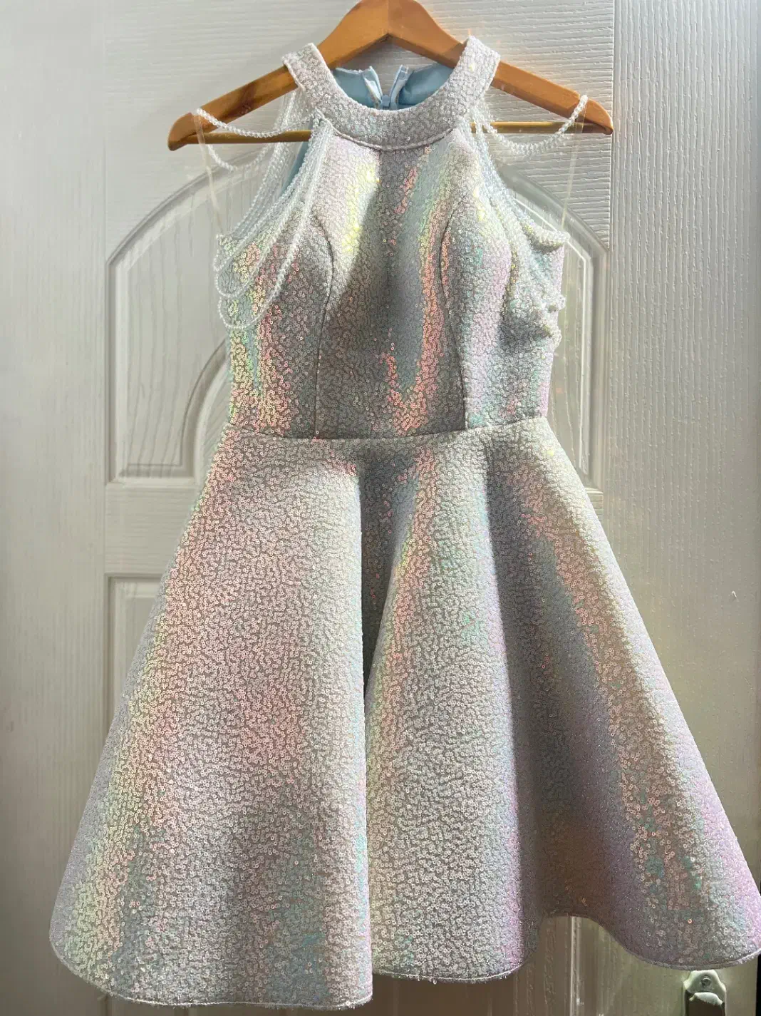 لباس مجلسی نو|لباس|آشخانه, |دیوار