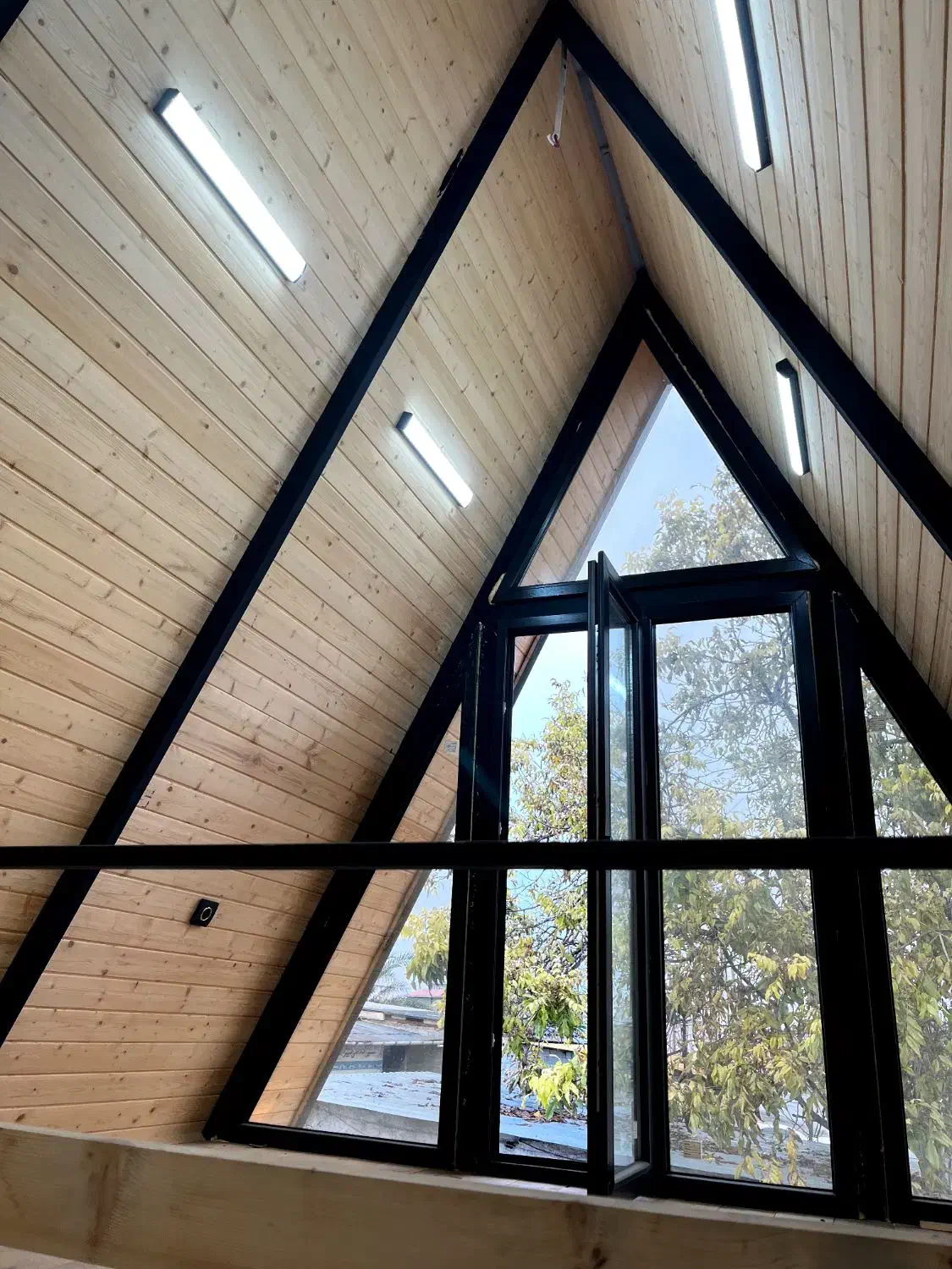 کلبه سوئیسی عابد|خدمات پیشه و مهارت|قائم‌شهر, |دیوار