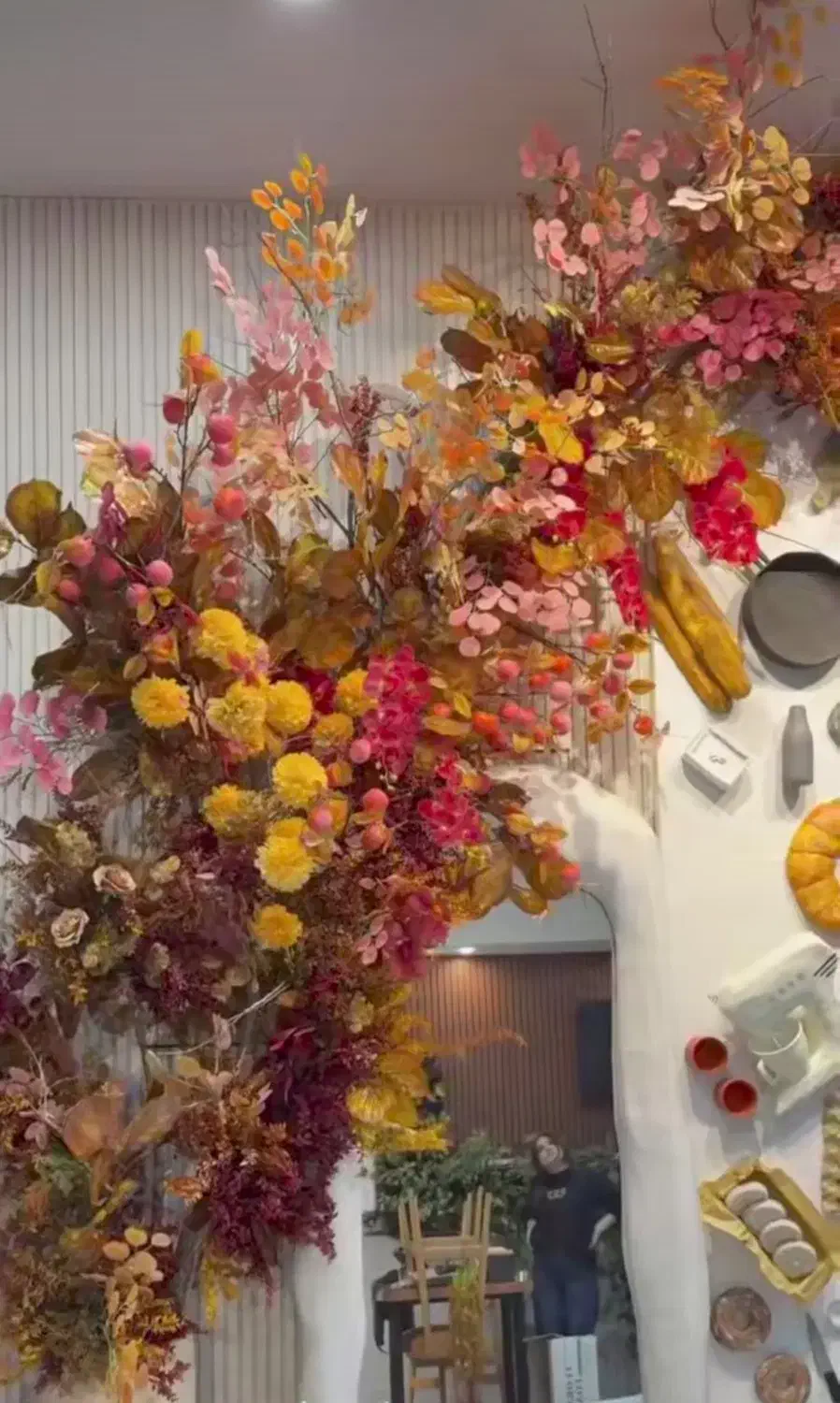 دیزاین شب یلدا وکریسمس وگل آرایی مراسم|خدمات پذیرایی، مراسم|ری, بازار گل خاوران|دیوار