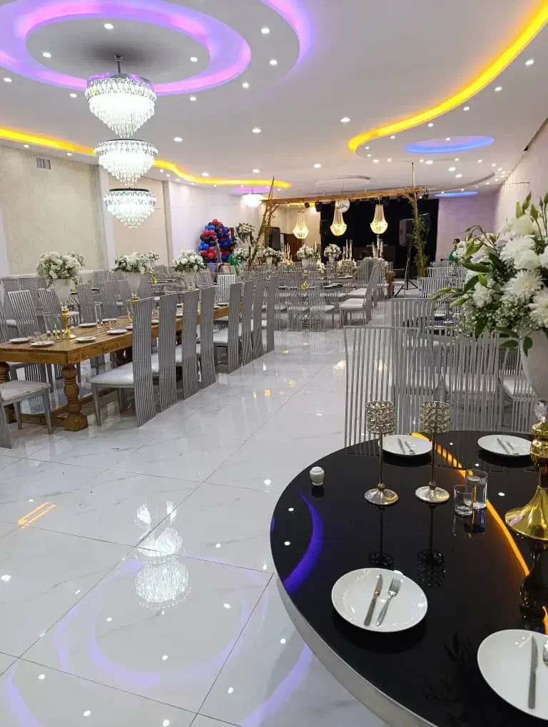 عمارت سامیار مراسمی کد ۱۲ در بهترین لوکیشن شهریار|اجارهٔ کوتاه‌مدت ویلا و باغ|شهریار, ابراهیم‌آباد|دیوار