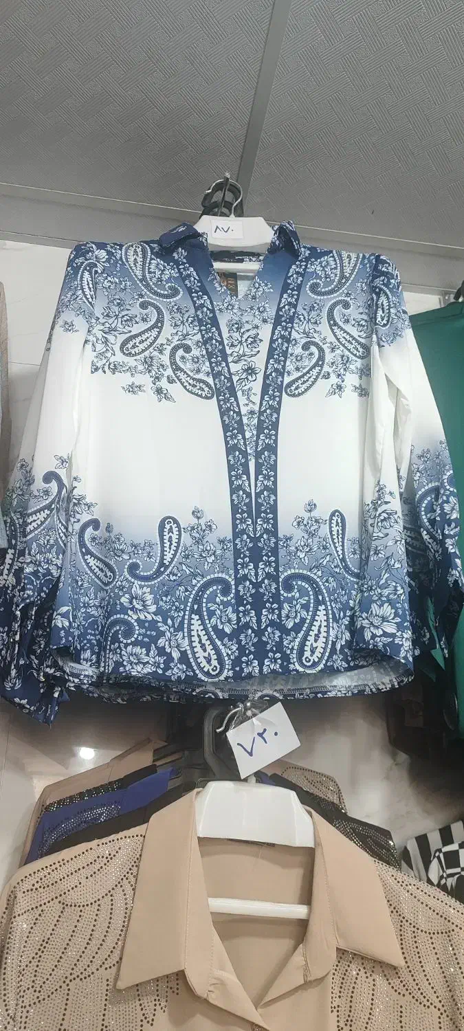 بوته جوته سایه|لباس|فامنین, |دیوار