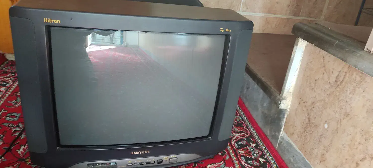 تلویزیون قدیمی|تلویزیون و پروژکتور|اقبالیه, |دیوار