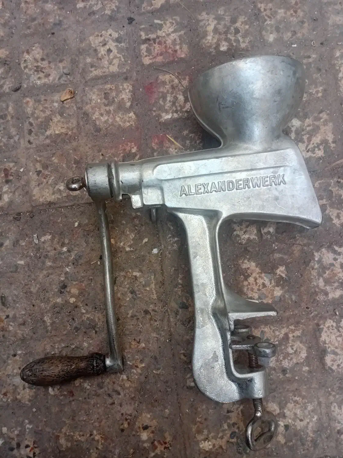 آبغوره گیری دستی|خردکن، آسیاب، غذاساز|اصفهان, باتون|دیوار