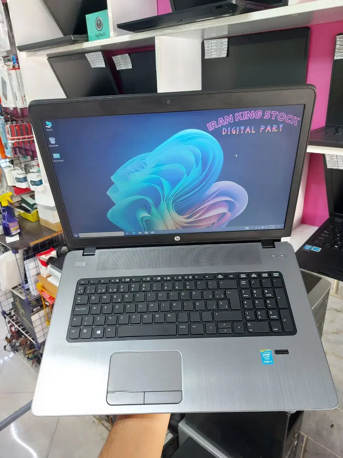 اچ پی ۱۷اینچ رندر طراحی گیم i7 RAM16 SSD256 AMD2|رایانه همراه|کرج, گلشهر|دیوار