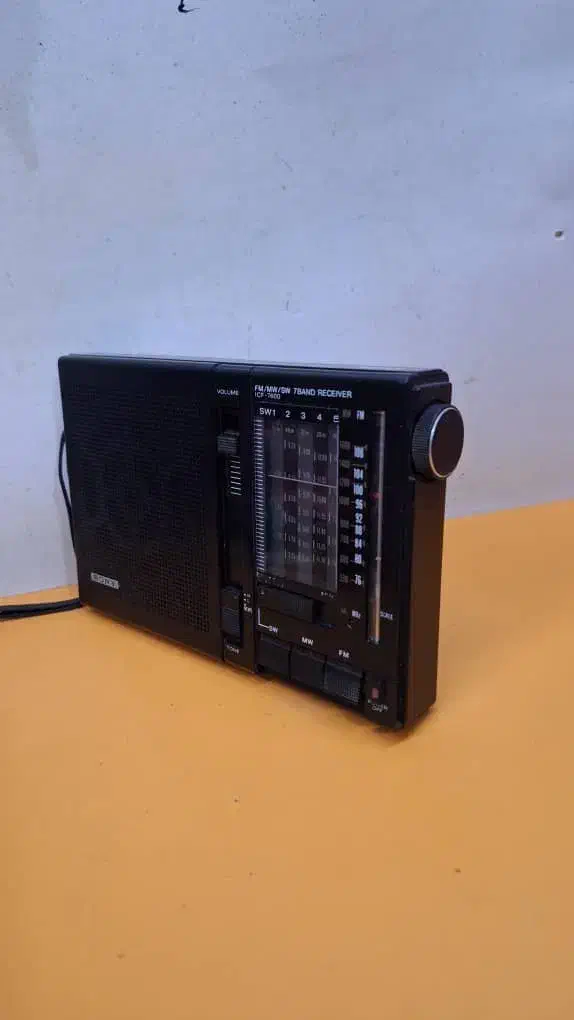 رادیو سونی|کلکسیون اشیاء عتیقه|میاندوآب, |دیوار