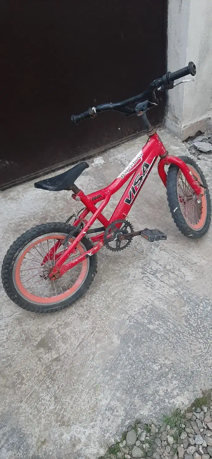 دوچرخه 16|دوچرخه، اسکیت، اسکوتر|رشت, عینک|دیوار