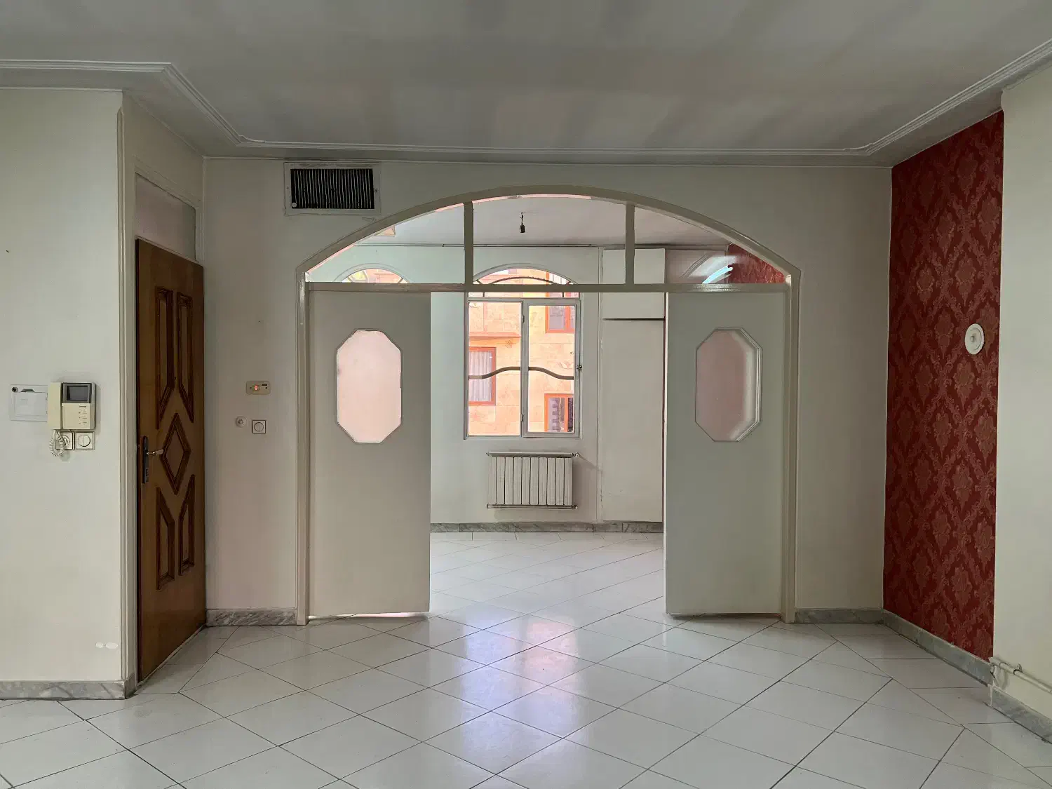 ۷۵ متر /دو خواب/ تقاطع کارگر آذربایجان /فوری تخلیه