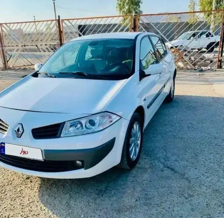 مگان اتومات موتور ۲۰۰۰ مدل ۹۰|خودرو سواری و وانت|تهران, جنت‌آباد جنوبی|دیوار