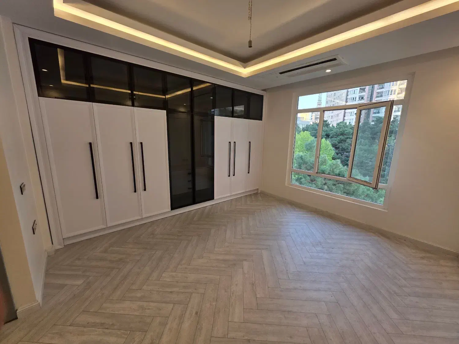 ۲۰۵ متر / فرمانیه / ۳ نبش / ویودار / تک واحدی|فروش آپارتمان|تهران, کامرانیه|دیوار