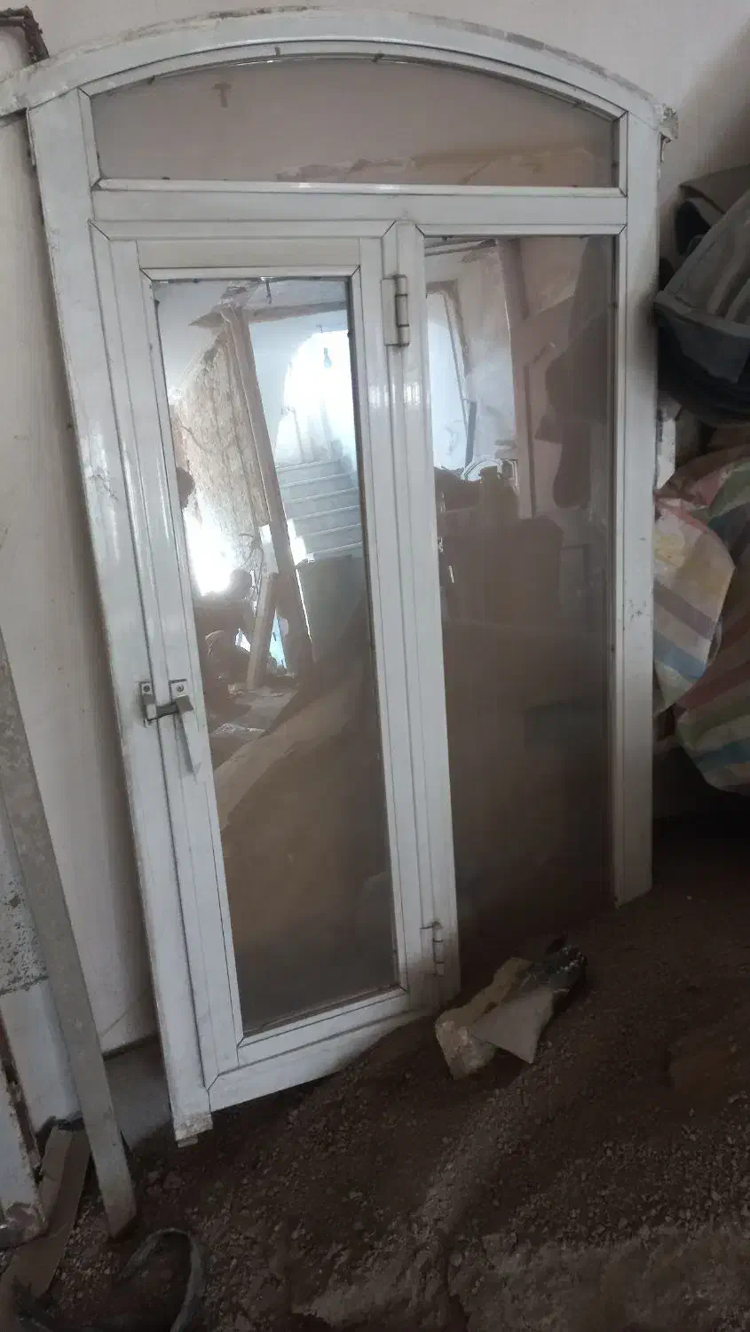 تعداد درب پنجره آلومینیومی کارکرده بفروش میرسد|مصالح و تجهیزات ساختمان|تبریز, |دیوار