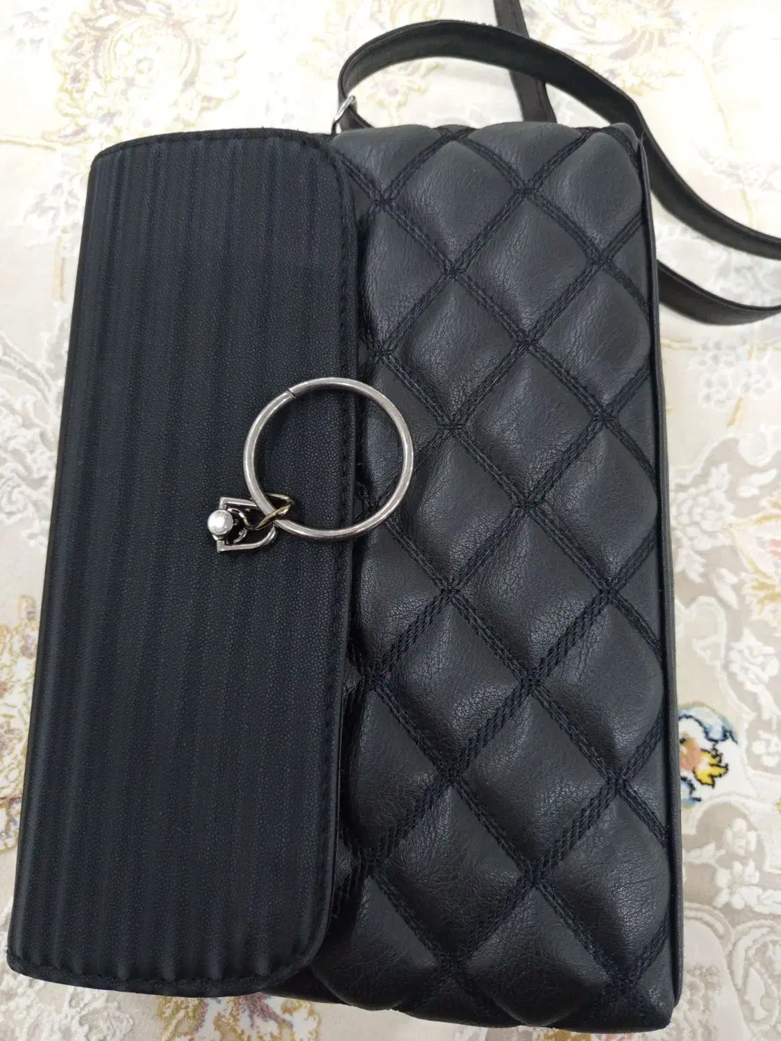 کیف|کیف، کفش، کمربند|ماکو, |دیوار