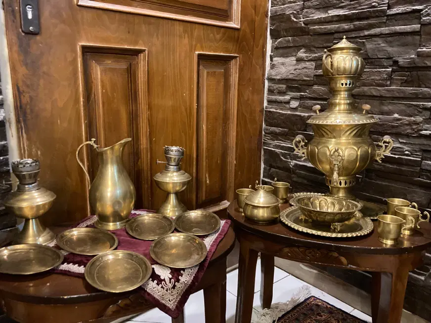 سماور روسی|کلکسیون اشیاء عتیقه|تهران, آسمان|دیوار