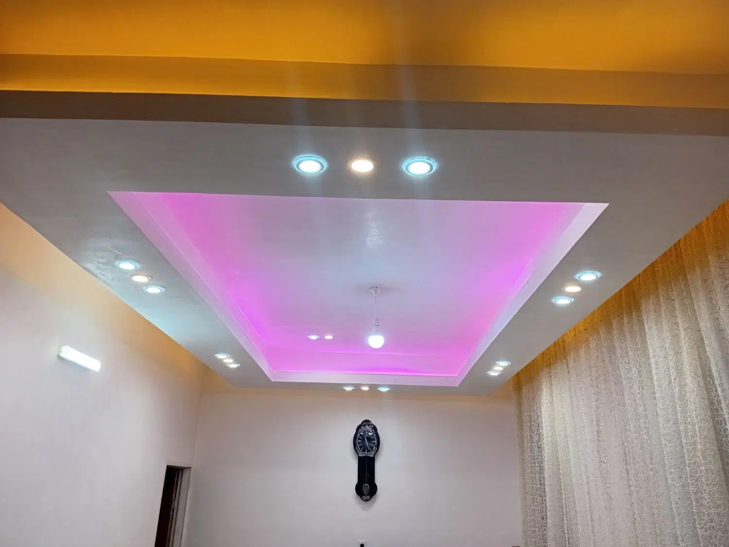 گچکاری لکه گیری ابزار نور مخفی....|خدمات پیشه و مهارت|نظرآباد, نظرآباد|دیوار