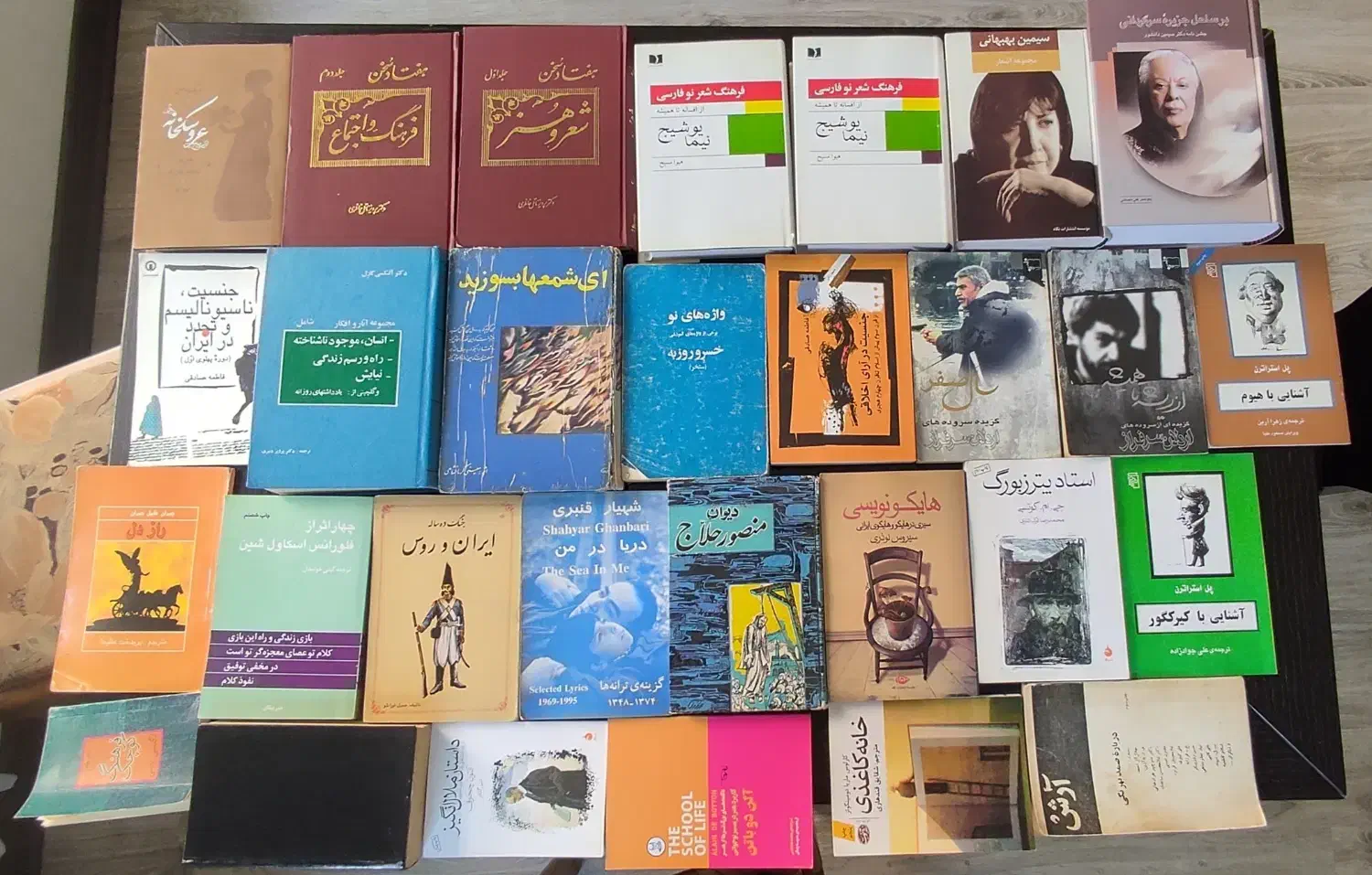 تعدادی کتاب دست دوم|کتاب و مجله ادبی|اهواز, امانیه|دیوار