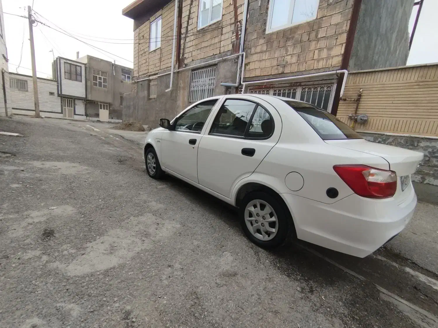 ساینا دوگانه شرکت 1402|خودرو سواری و وانت|الیگودرز, |دیوار