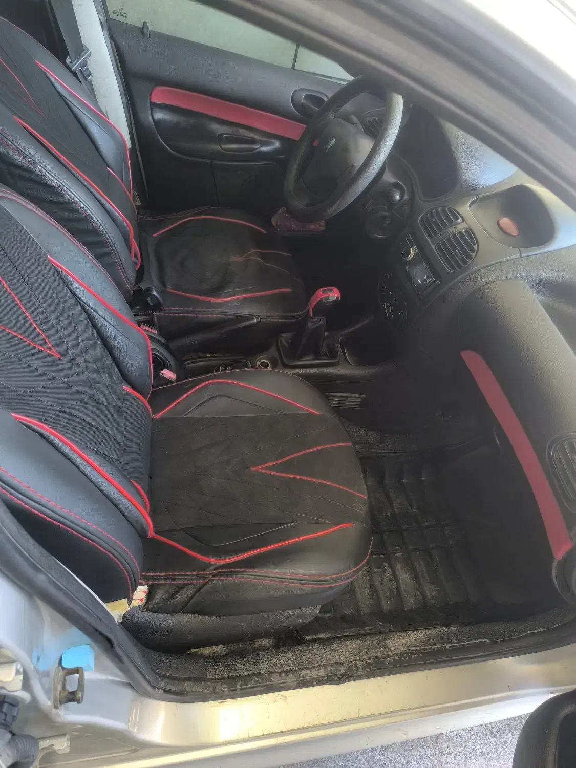 پژو 206 تیپ دو|خودرو سواری و وانت|تربت‌حیدریه, جانبازان|دیوار