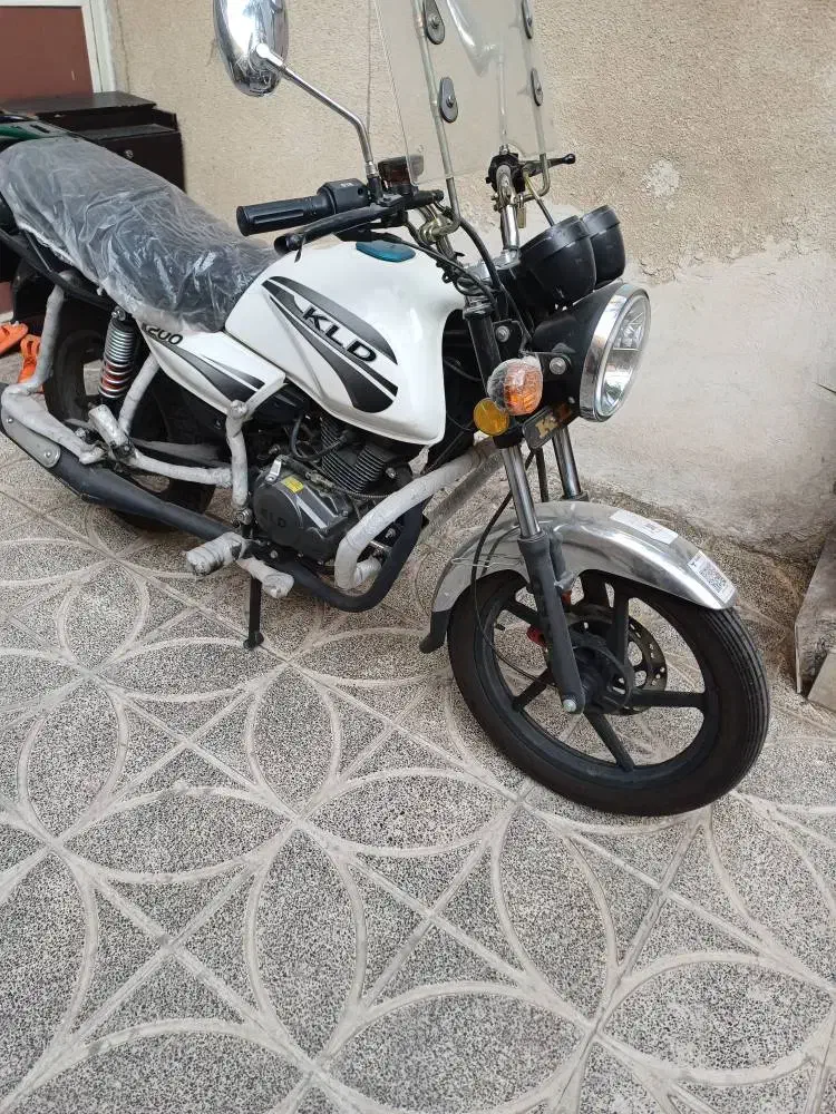 موتور|موتورسیکلت|ری, جوانمرد قصاب|دیوار