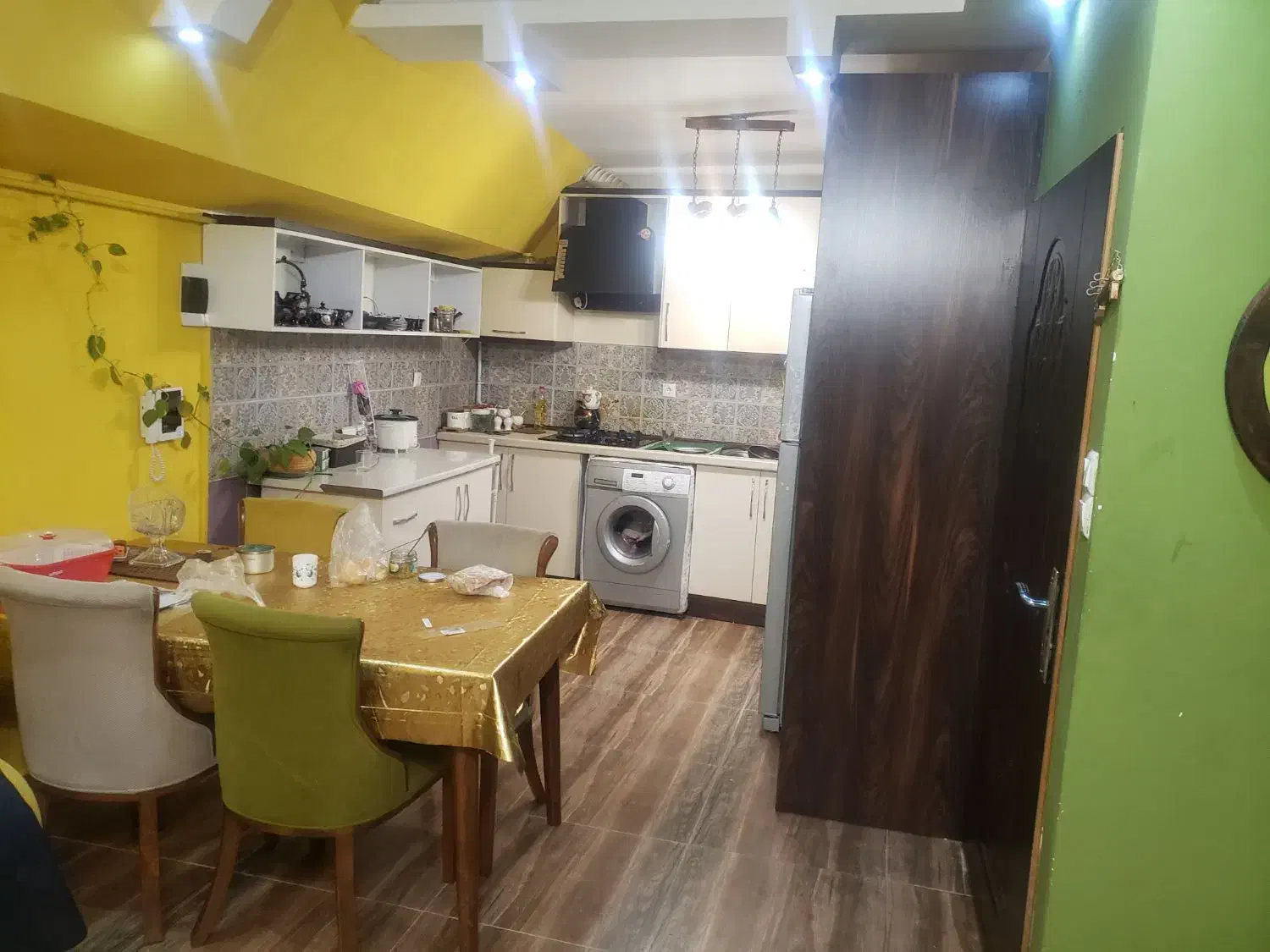 فروش واحد مسکونی ۸۶ متری روبروی بیمارستان پارس|فروش آپارتمان|رشت, آزادگان|دیوار