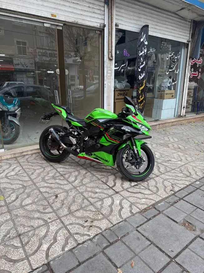 کاوازاکی ۲۵۰ چهارسیلندر|موتورسیکلت|تهران, زهتابی|دیوار