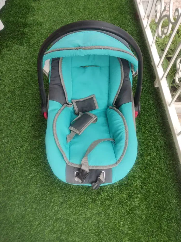 کریر تمیز و سالم|کالسکه و لوازم جانبی|رامسر, |دیوار